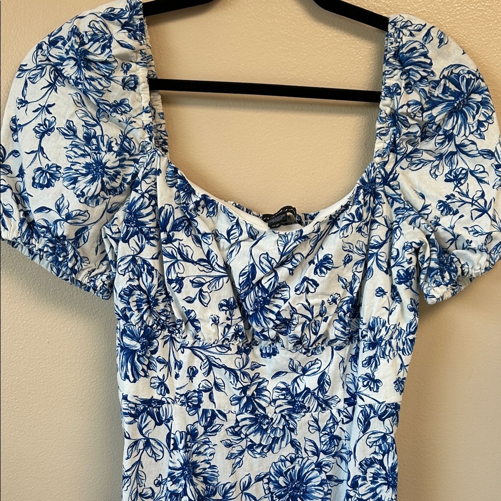 Elegant Dress by Clover and Sloane 14P